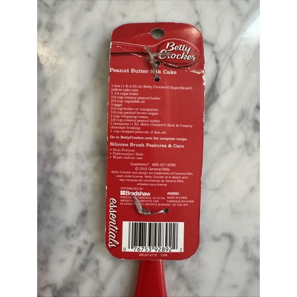 Betty Crocker 2012 Silicone Spatula Salad Tongs Basting Brush NWT
